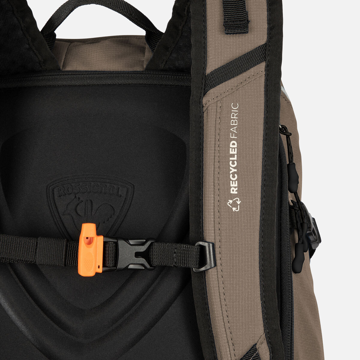 Unisex bag Escaper tour 25L\t BN BROWN