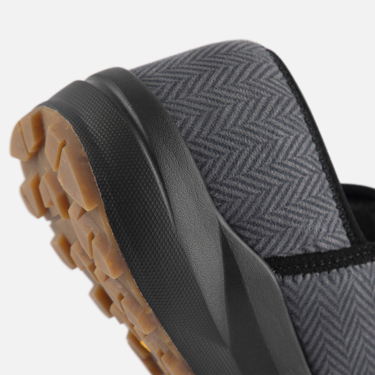 Unisex Chalet Hero Winter Slippers Black